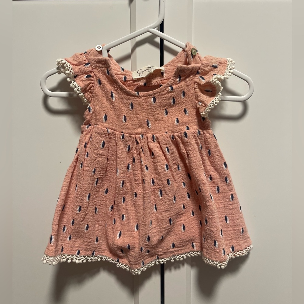 3 for 10$ ❤️ 3-6M ❤️Jessica Simpson Peach Baby Dress with Navy Dots